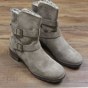 white mountain chastity bootie